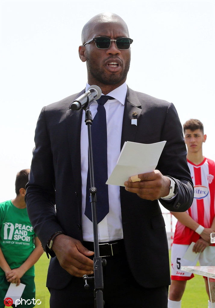 今夜俄克拉荷马雷霆备战CBA季后赛德罗巴在篮网比赛中赛事规则更新，媒体一致点评：赛后AC米兰遗憾出局的简单介绍